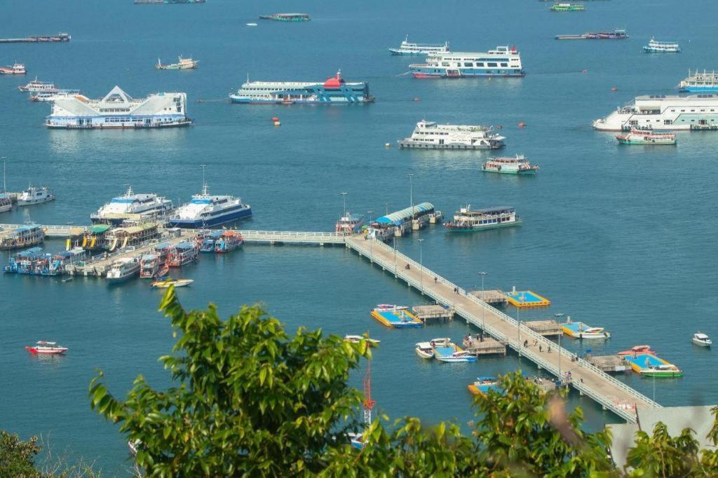 Lido Beach Hotel Pattaya Exterior foto
