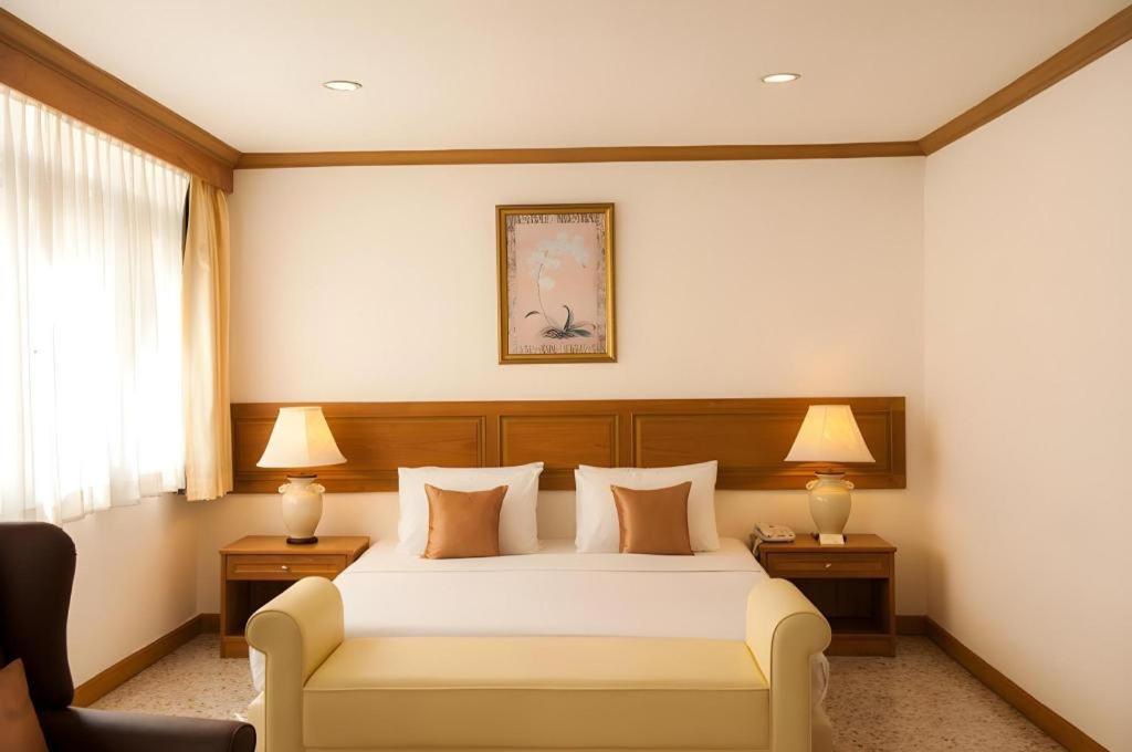 Lido Beach Hotel Pattaya Exterior foto